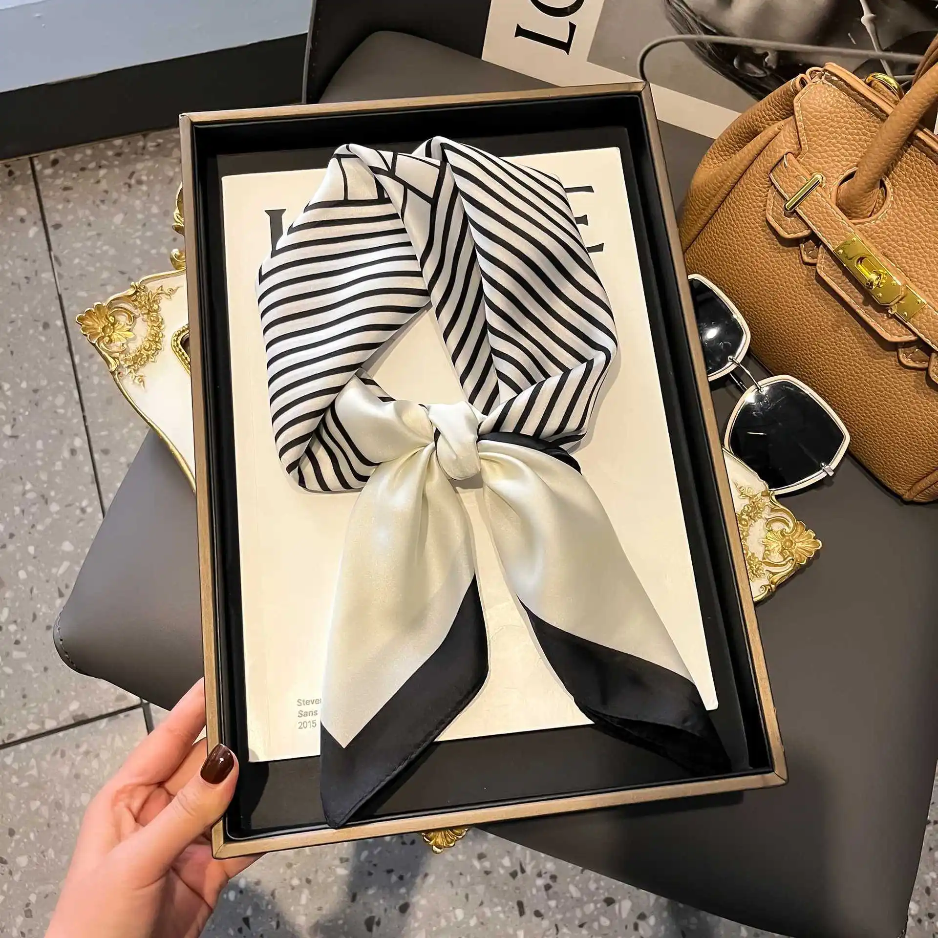 New Four Seasons Fashion Print Silk Square Scarf 70x70cm Fashionable Four Seasons Headband Luxury Sunscreen Shawl Bandannas 2025