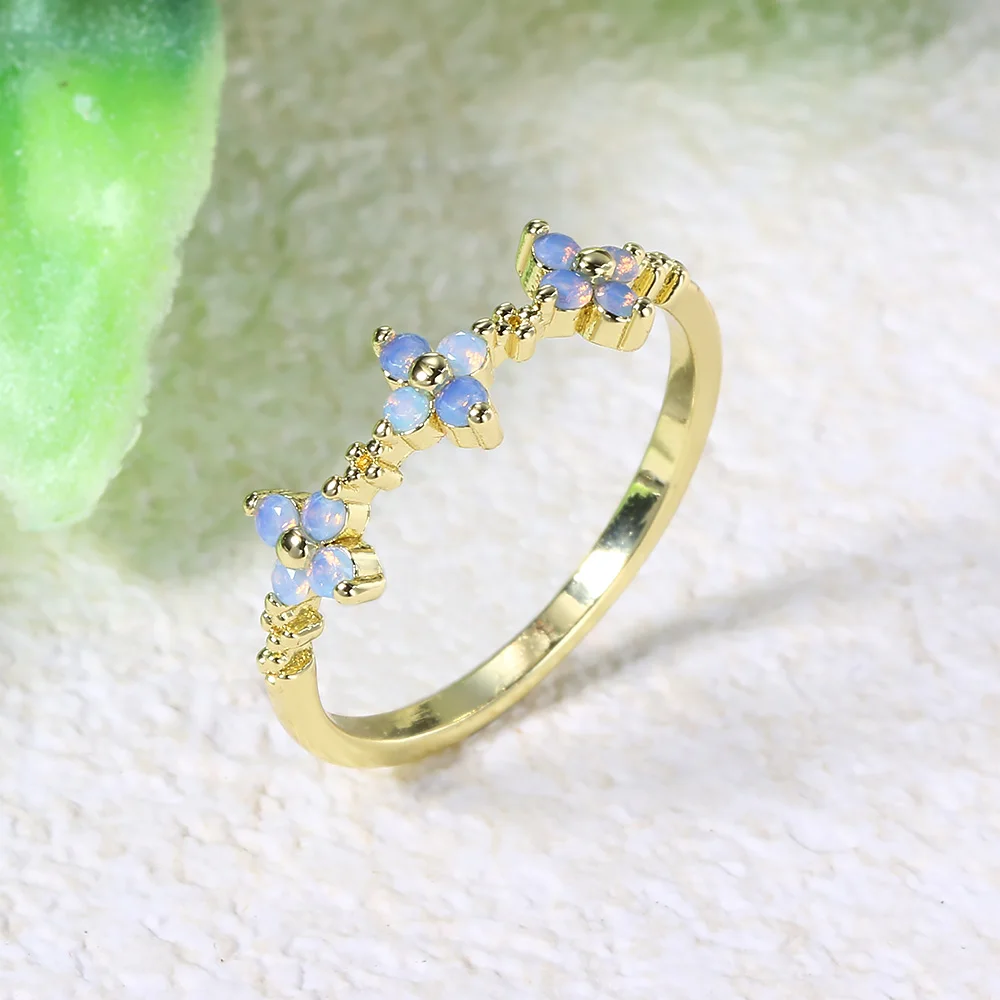 Kleeblatt-Ringe mit Opalstein für Damen, trendige goldfarbene, dünne Ringe, ästhetischer Modeschmuck, Partygeschenke, Großhandel KAR223