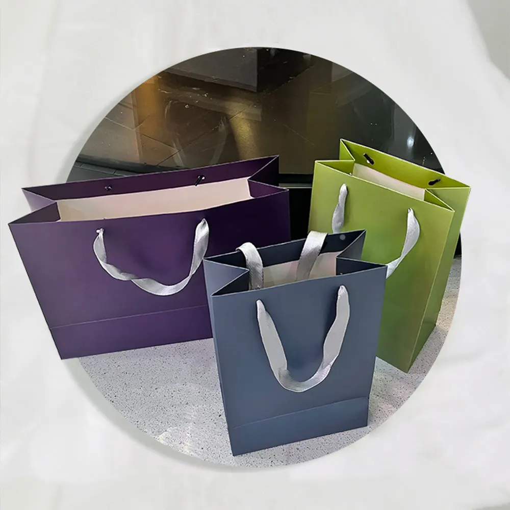12pcs/Lot Paper Handle Jewelry Bags For Candy Chocolate Christmas Valentines Day New Year DIY Decor Birthday Party Gift Packing