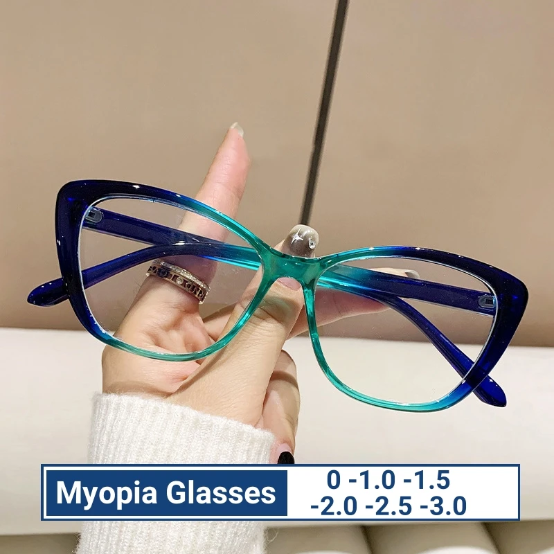 Sleek Cat Eye Myopia Glasses for Women with Anti Blue Light Technology