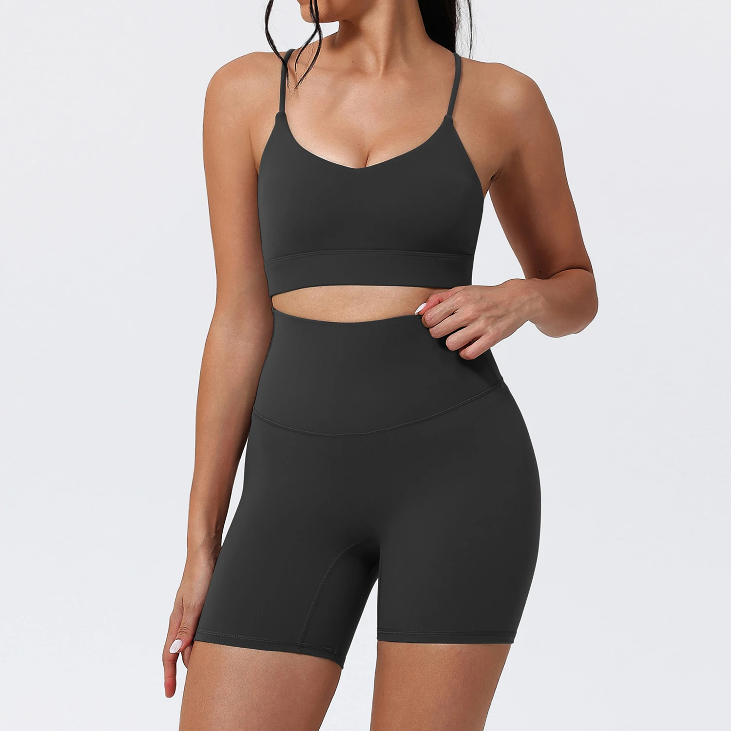 Black 1 / L