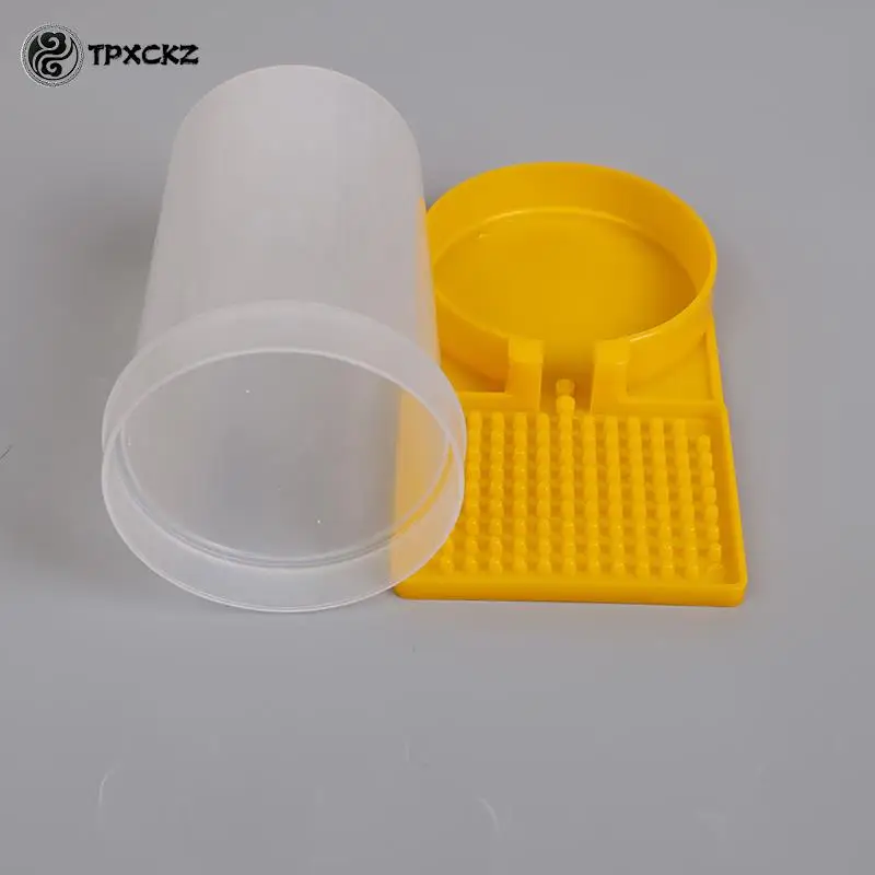 1PCS Beekeeping Feeder Honey Bee Feeders Drinking Water Waterer Watering Bees Tools Supplies Feeding Drinker Plastic Tool