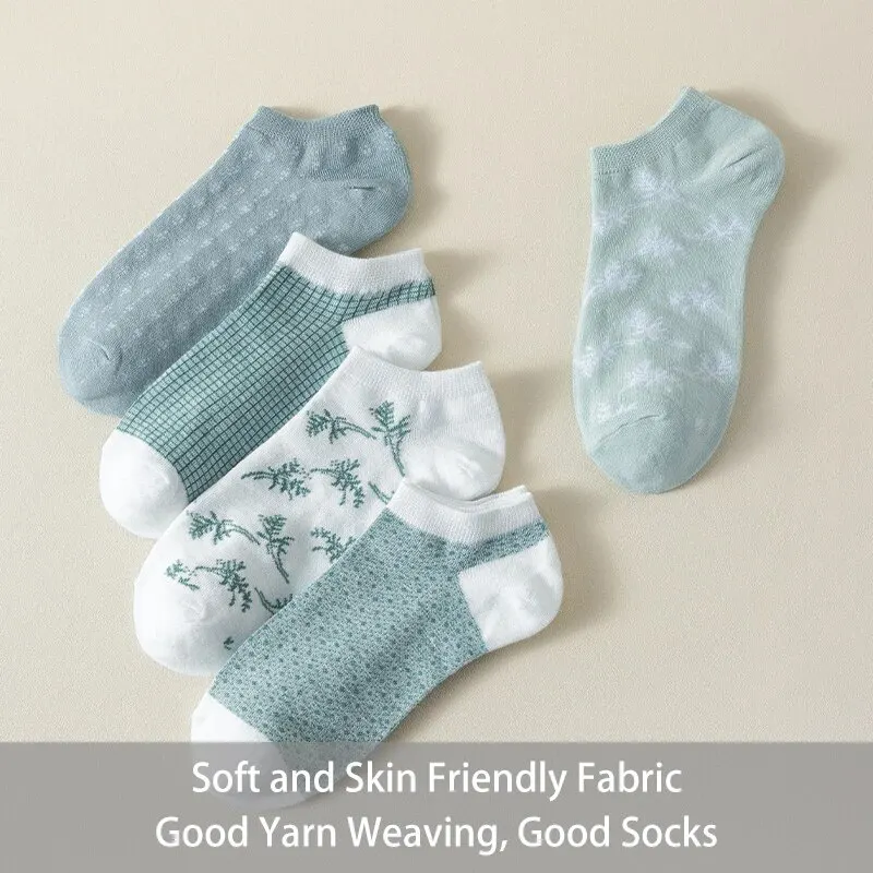 5 Pairs of Women's Spring and Summer Four Seasons One-size Fresh Plaid Sweet Fashion Trend Comfortable College Low-cut Socks 4