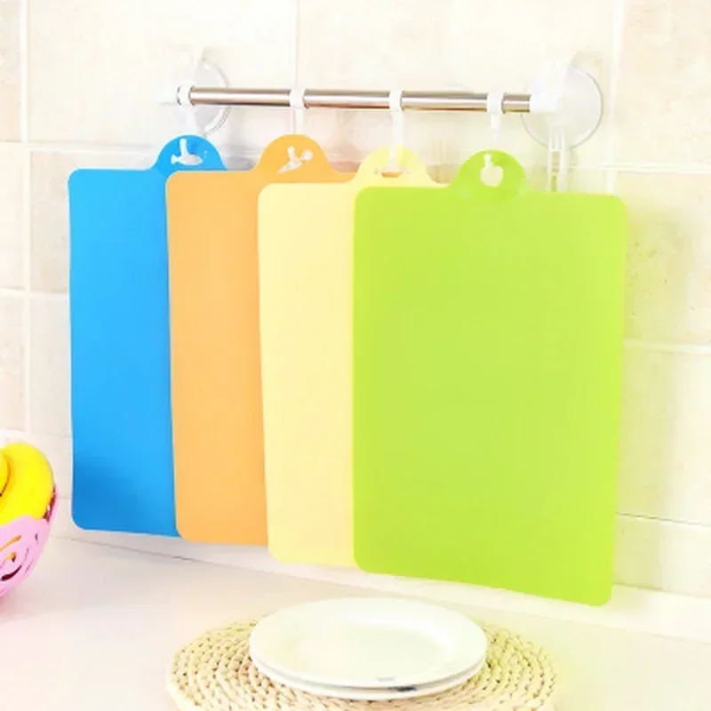 New Creative Flexible Plastic Cutting Board Food Slice Cut Chopping Block Color Random Accessory Kitchen Household Cooking Tools