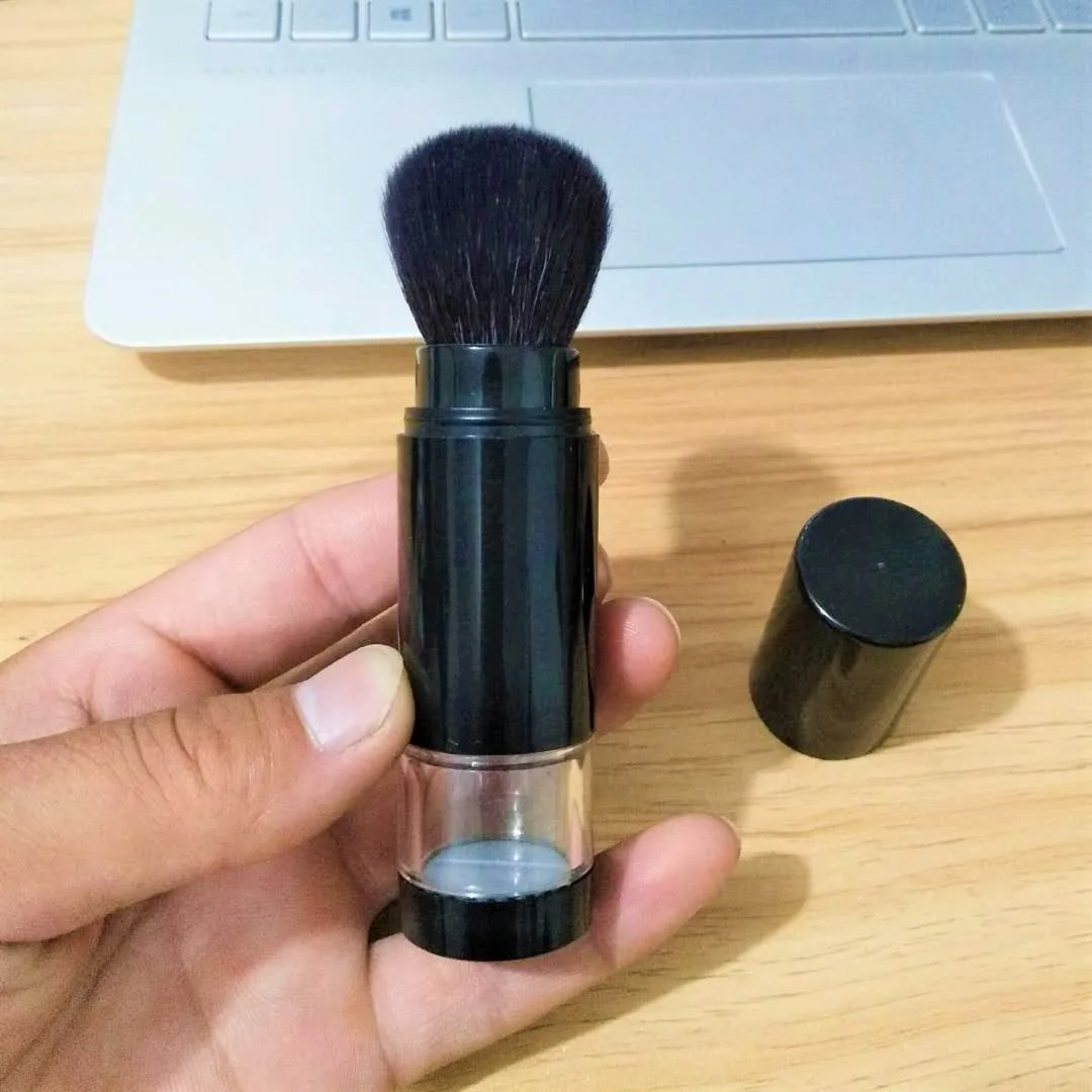 Description Picture 2 of item2 in 1 Foundation Brush Makeup Brush Empty Travel Blush with Refillable Loose Powder Bottle Jar Makeup Beauty Tools