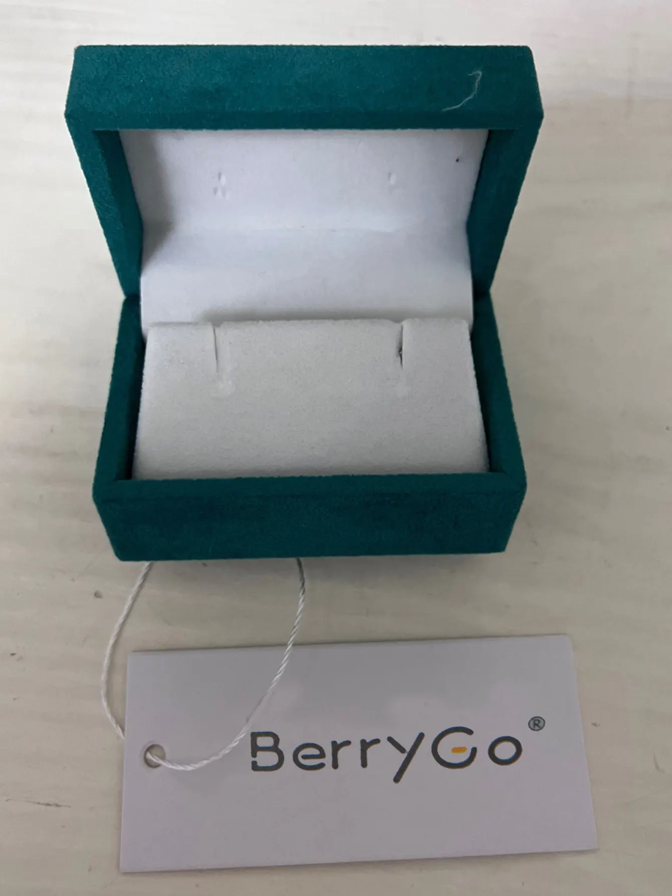 

BerryGo портативные шкатулки для ювелирных изделий, дорожный органайзер для хранения ювелирных изделий, серег, ожерелий, колец, органайзер для ювелирных изделий, дисплей