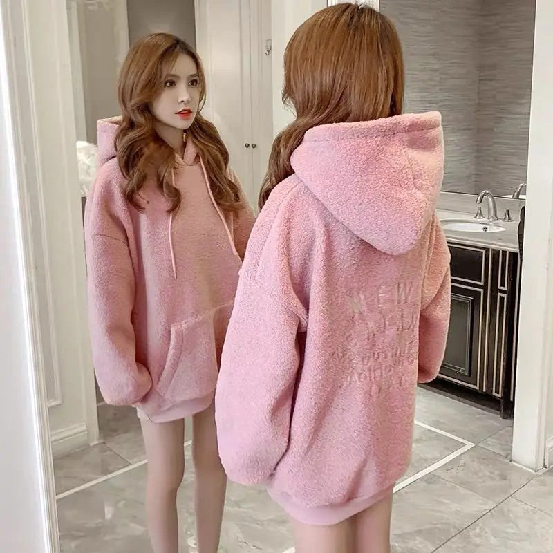 Lamb Wool Solid Sweatshirts Women's 2023 Autumn/Winter Korean Edition Loose and Thickened Hooded Mid Length Top Coat Trend