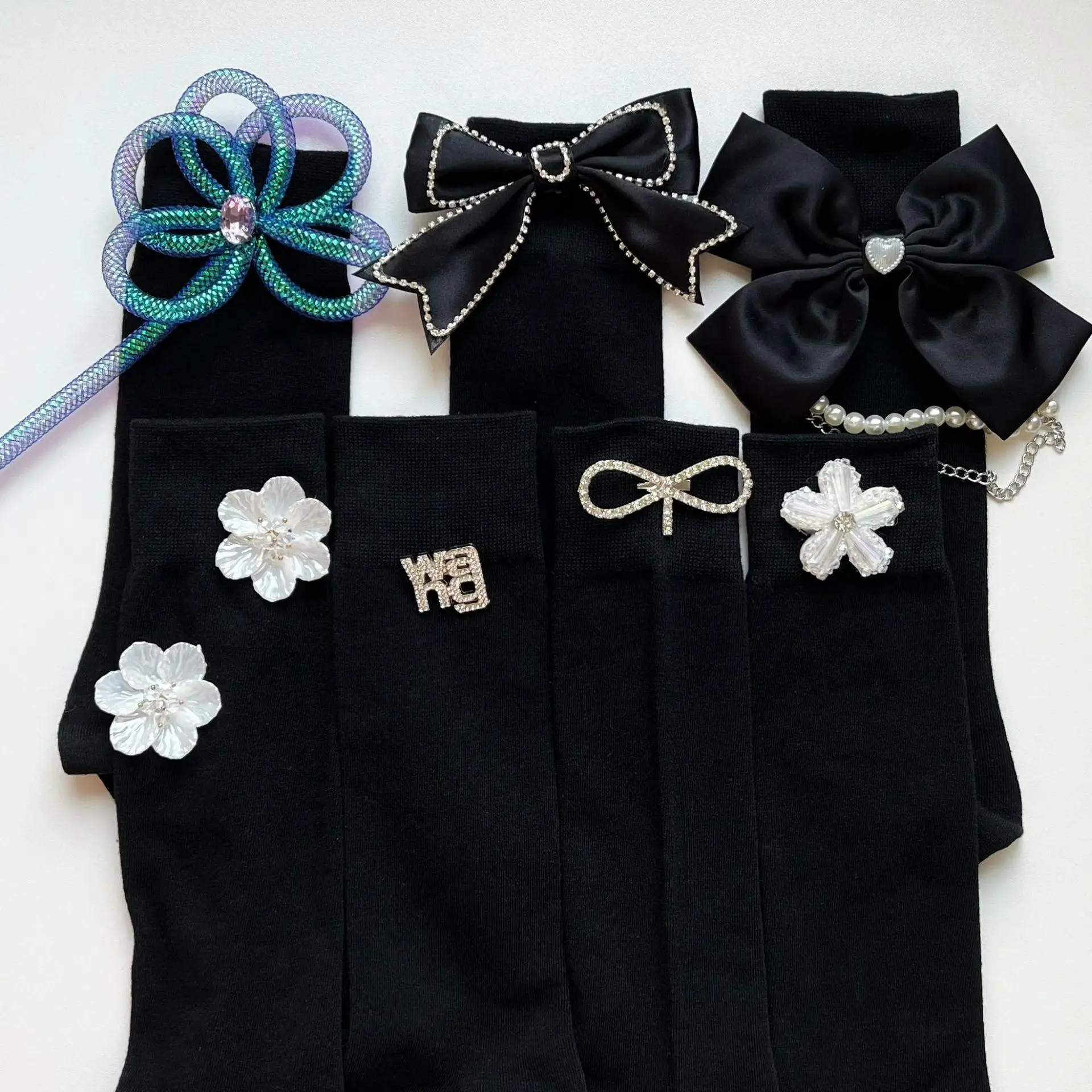 

Spring and autumn new bow shell flower pearl chain calf socks women's fashion trend socks accessories