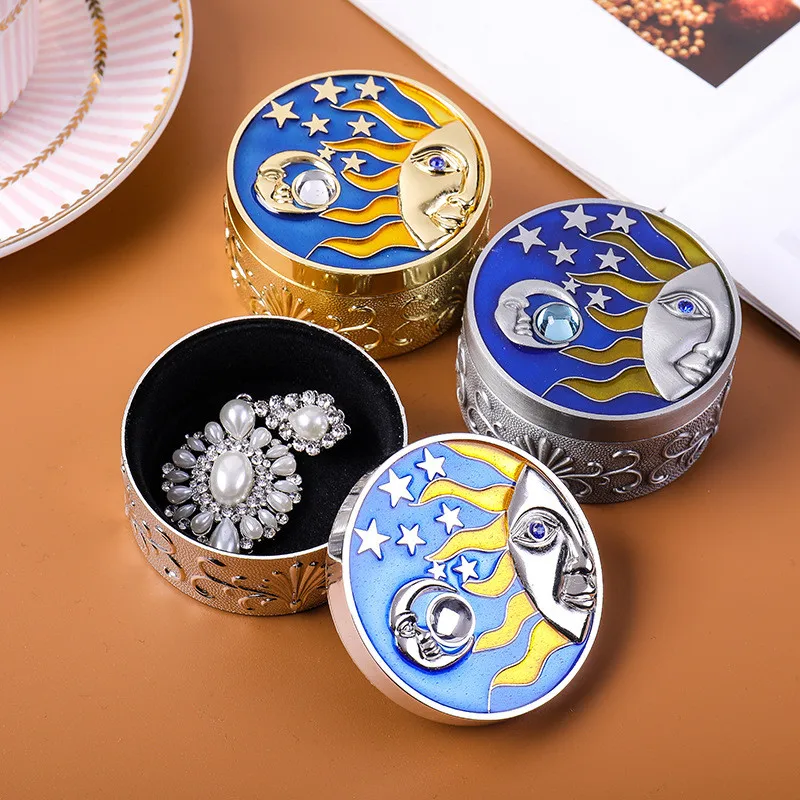 Vintage Star Moon Pattern Trinket Storage Box Decorative Box with Lids for Ring Earrings Keepsake Organizer Home Ornament