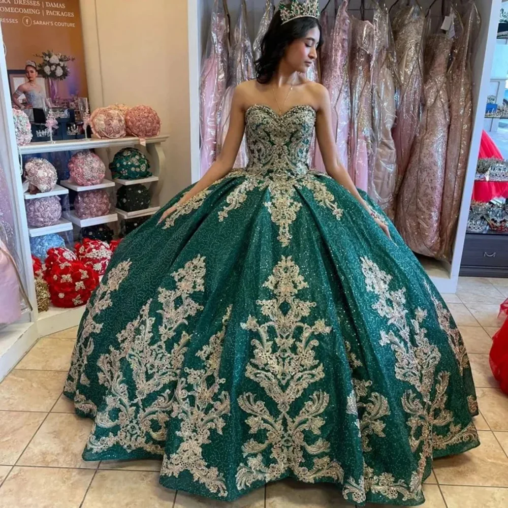 

Elegant Emerald Green Beaded Ball Gown Quinceanera Dresses Gold Applique Beads Sweet 16 Dress Pageant Gowns Vestidos De 15 Anos