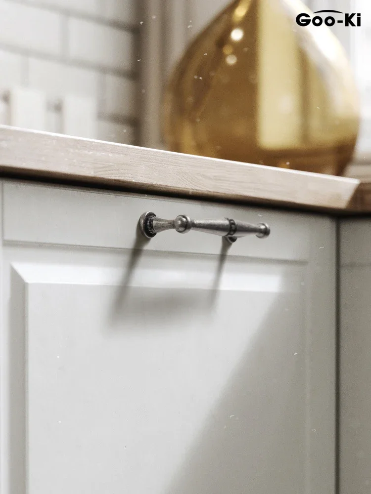 Traditional Vintage Antique Yellow Bronze Cabinet Handles Kitchen Cupboard Pulls Drawer Knobs Kitchen door handles and knobs cabinet handles