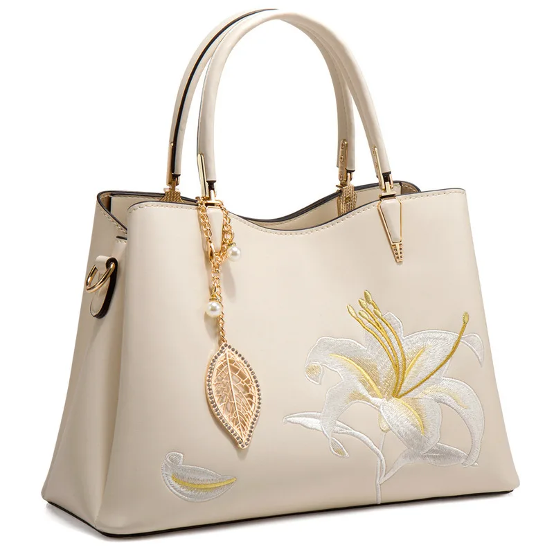 Embroidered High-Quality Large Shoulder Bag Capacity Handbags For Women Elegant Crossbody Casual Versatile Luxury Messenger Y2k