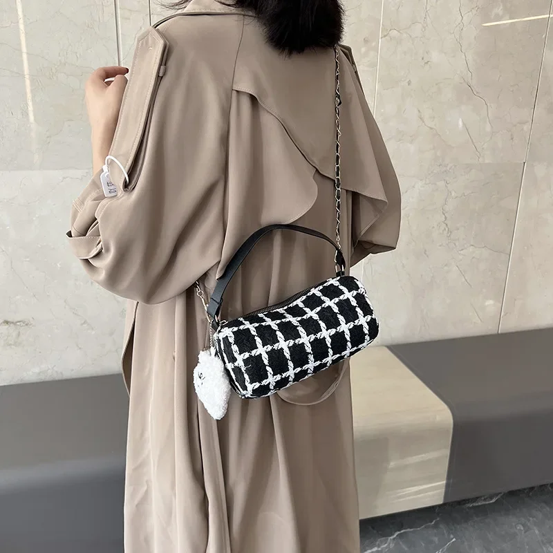 

Leisure Bag Women Plaid Contrast Color New Fashion Chain Slung Small Bag Shoulder Bag Practical and Fashionable