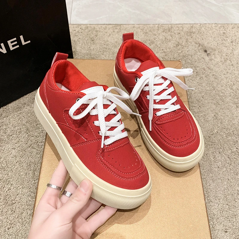 Vans VN-0A38G1POT: Old Skool Unisex (Primary Checkered) Red/White Sneakers  (6 D(M) US Mens / 7.5 B(M) US Womens) - Walmart.com