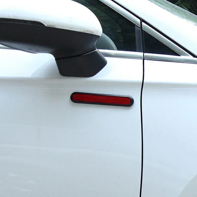 Adesivi Riflettenti di Sicurezza Notturna per Auto e Camion, 2 Adesivi Ellittici Riflettenti per Sicurezza di Auto, Camion e Moto - immagine 6