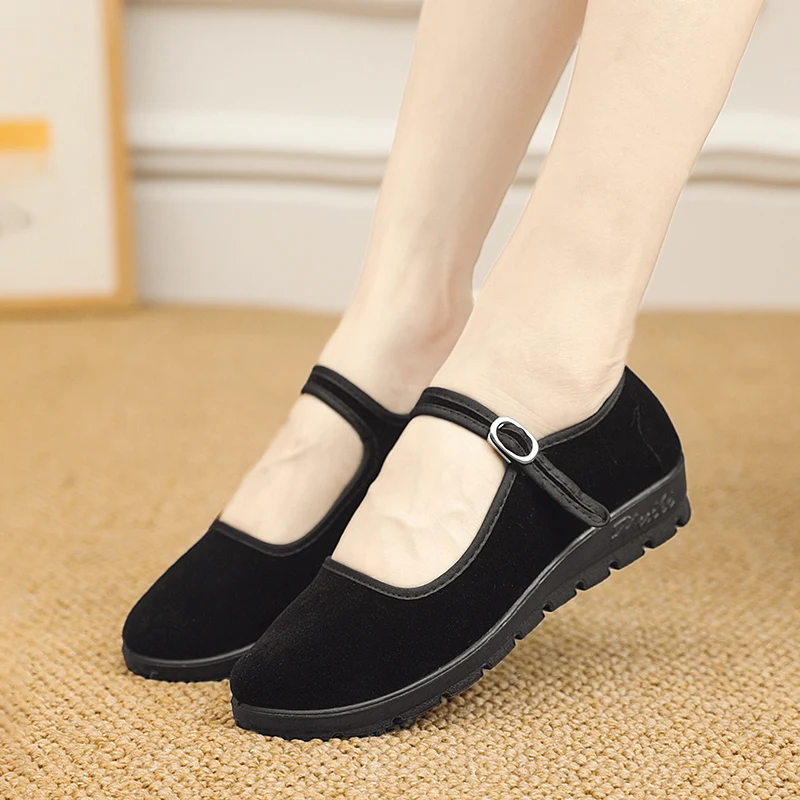 Tennis Shoes Women Designer Comfy Sneakers Breathable Slip-on Ladies Light Sport Shoes Fashion Female Walking Footwear