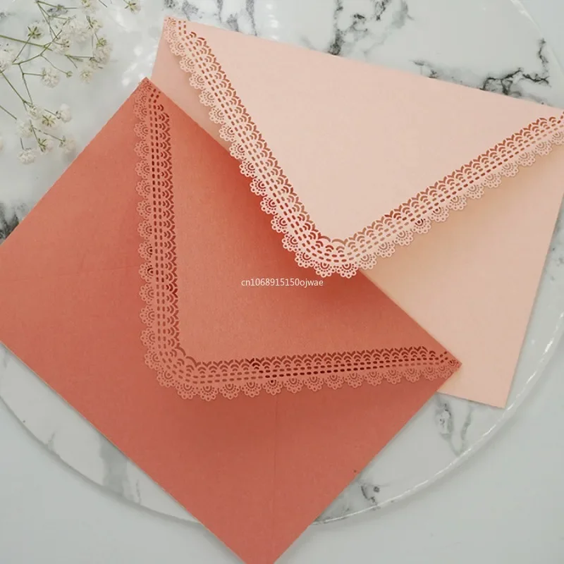 1pcs Hollow Lace Envelopes Vintage Western Envelopes for Wedding Party Invitation Cards Gift Kawaii Korean Stationery