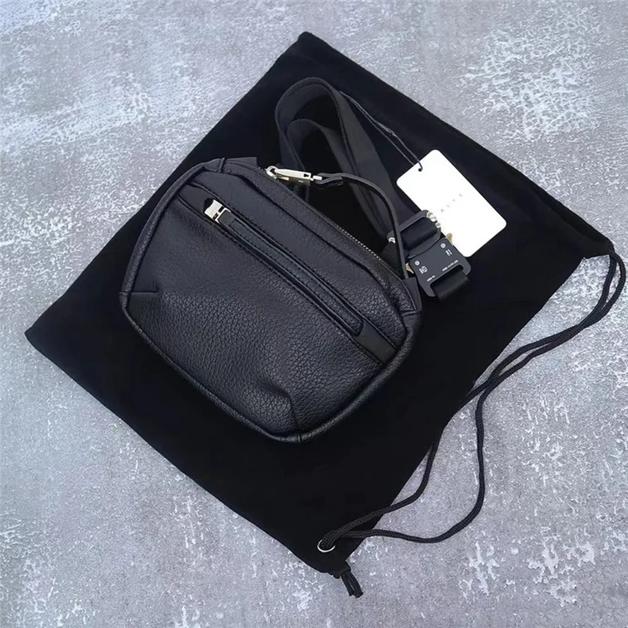 

1017 ALYX 9SM ID Bags Men Women Classic Leather Metal Bar Zipper Alyx Bag Black Buckle Backpacks Dual Purpose