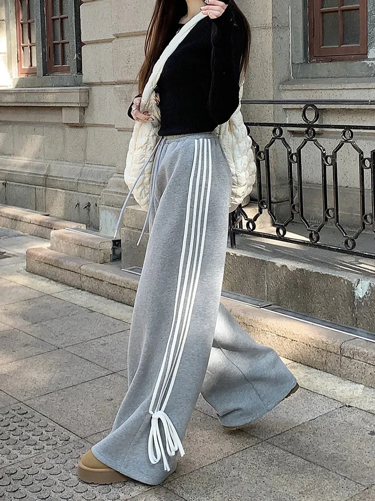 

Korean Fashion Hip-hop Y2k Street Clothing Women Pants Loose Casual Striped Tie Up Sports Pants with Elastic Waist and Wide Leg