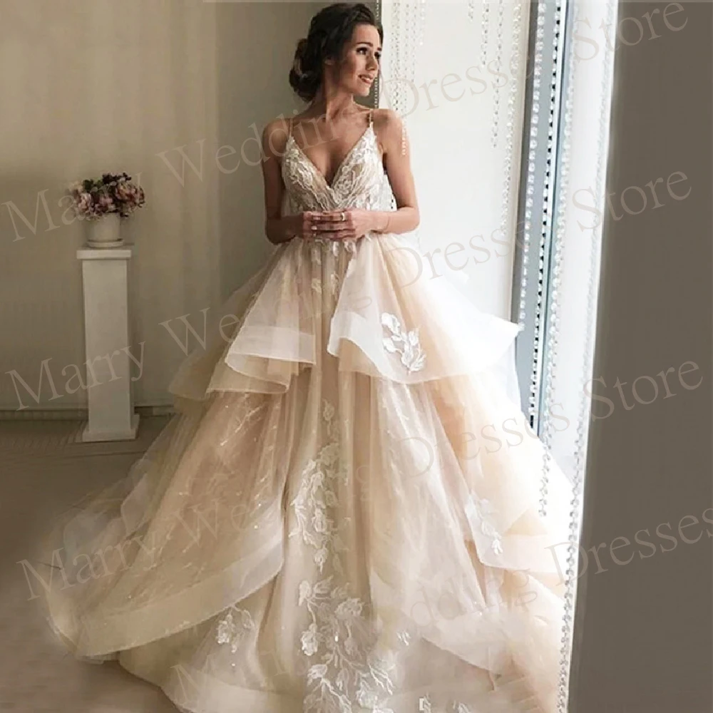 

2024 Charming A Line Princess Women's Wedding Dresses Sexy V Neck Lace Appliques Bride Gowns Sleeveless Tiered Vestidos De Novia