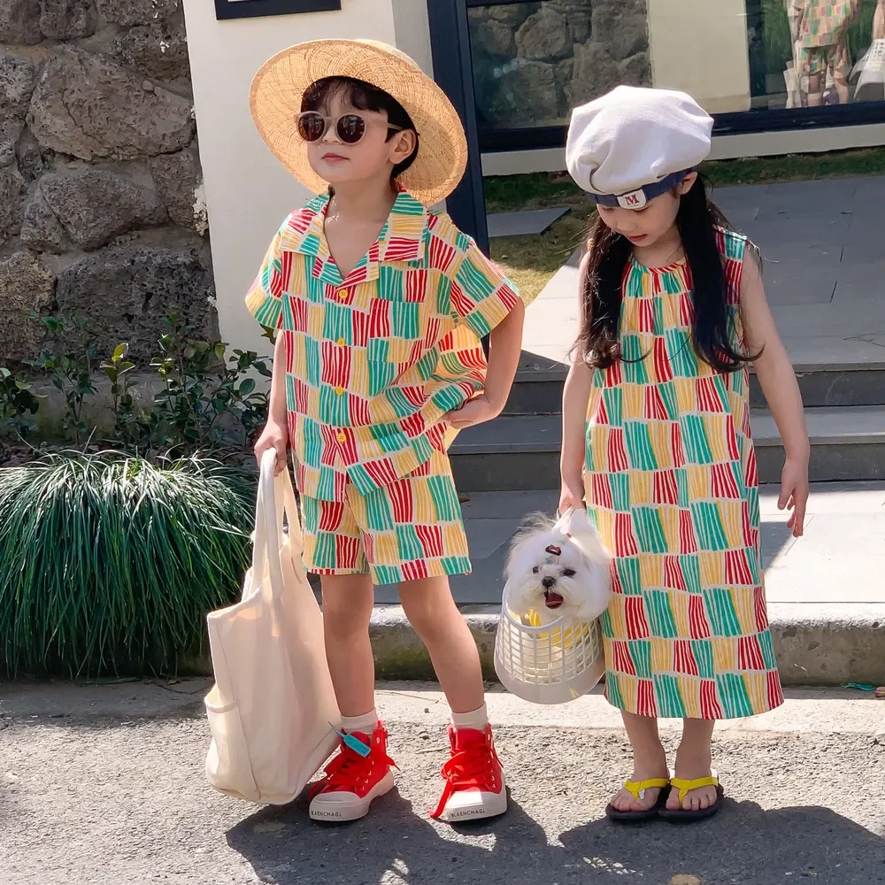 

5340C Brother and Sister Clothes 2023 Summer New Korean Contrast Color Girl's Dress Short-sleeved Shirt+Shorts Boy's Suit