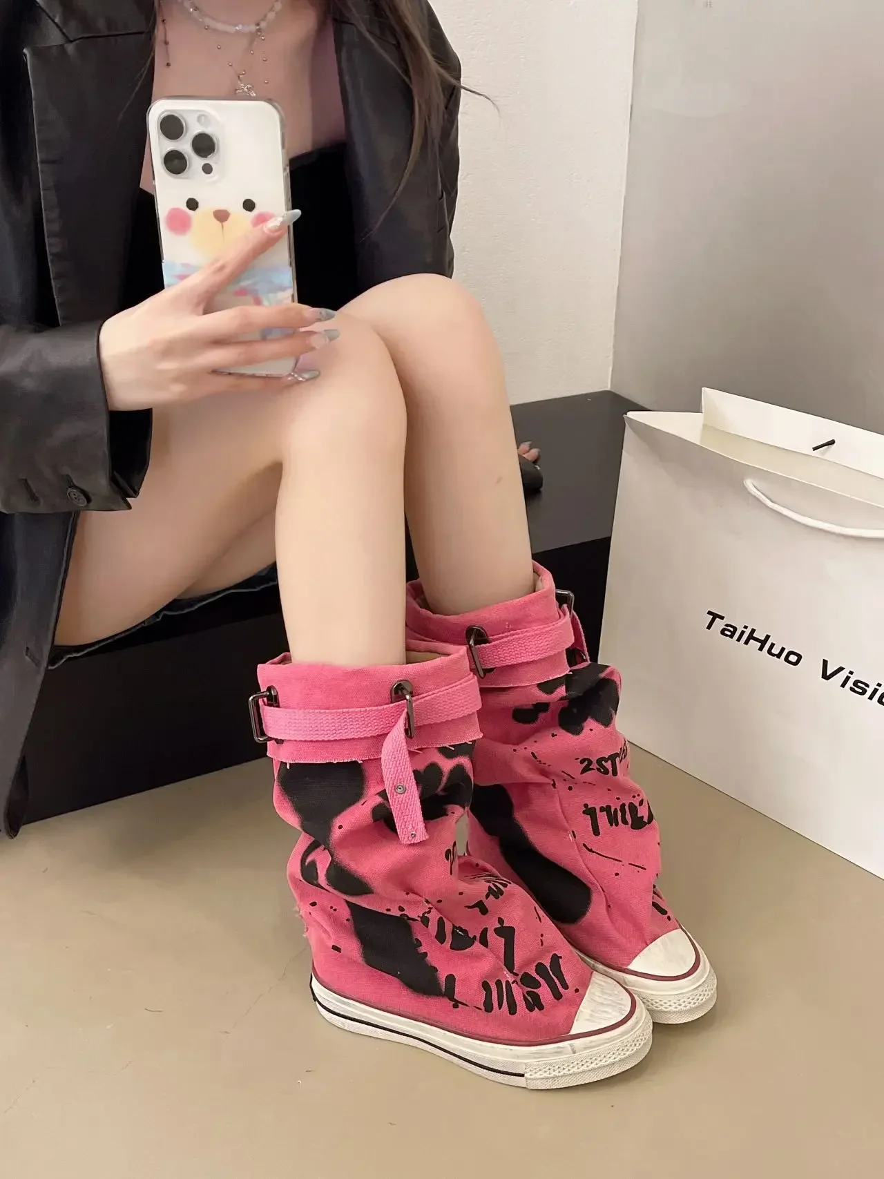 Graffiti Mid Calf Canvas Shoes 43