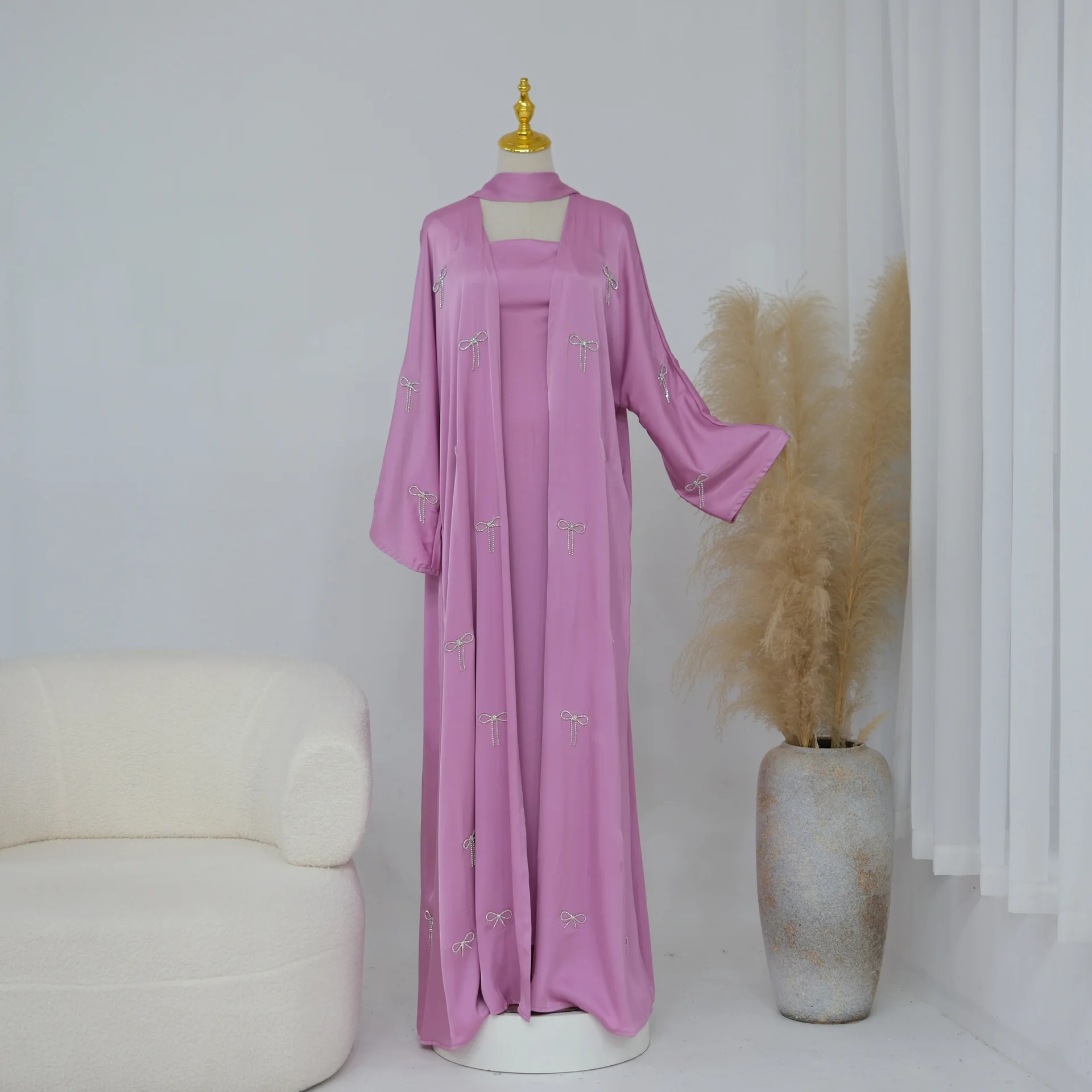 Zahraa 2026 Eid New Abaya Dubai Luxury Women Abaya Nida Diamond Bow 2PC Abaya Set Elegant Modest Abaya Women Muslim Dress 3