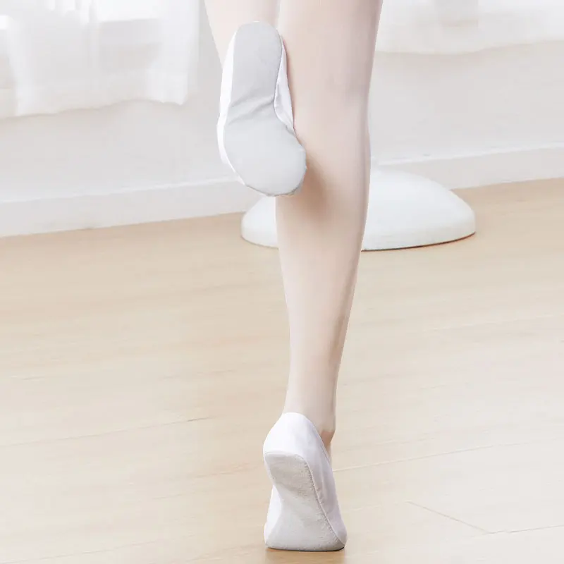 Рисунок 3 - Обувь для гимнастики