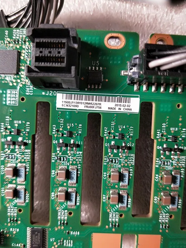 HDMI female connector 00FJ756 0FJ756 SAS Backplane 8x 2.5