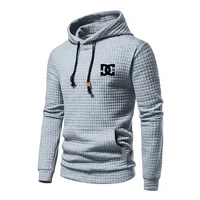 2025 hommes printemps automne Style européen lettre imprimer sweat à capuche décontracté grande poche Plaid Jacquard conception à manches longues pull 3