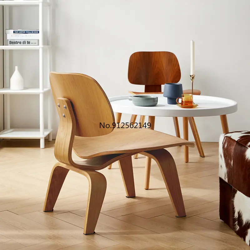 Poltrona da lettura minimalista in legno massello di design moderno poltrona  da salotto per piccoli appartamenti sedie con accento muebles sillas cadeira