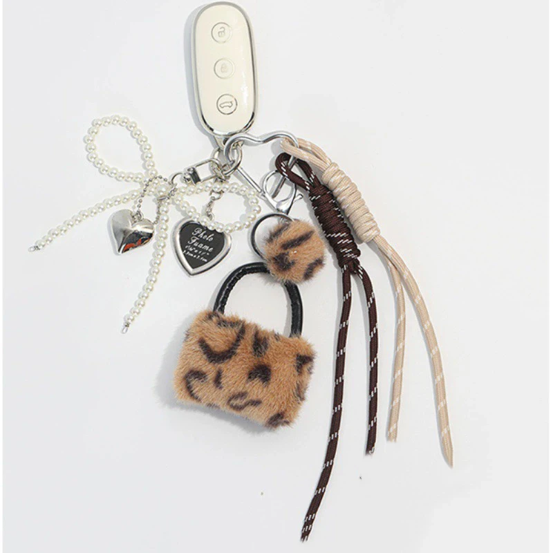 New Fashion Bag Charms Key Chain with Handmade Rope Sporty Style Bag Pendant Plush Decor Casual Trendy Fashion Pendant