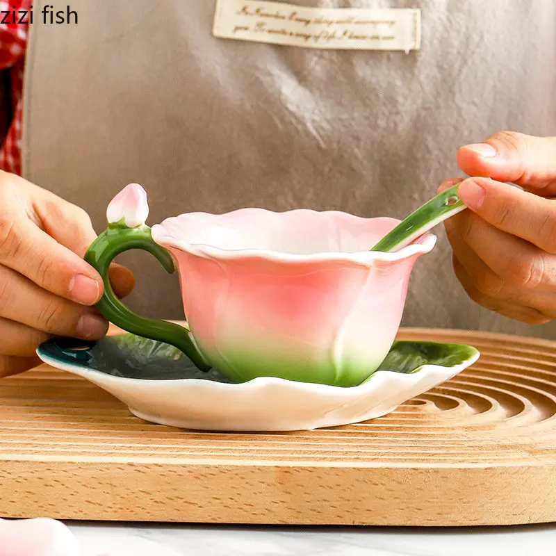 Tazza in ceramica rosa tazza in porcellana Set da tè a forma di