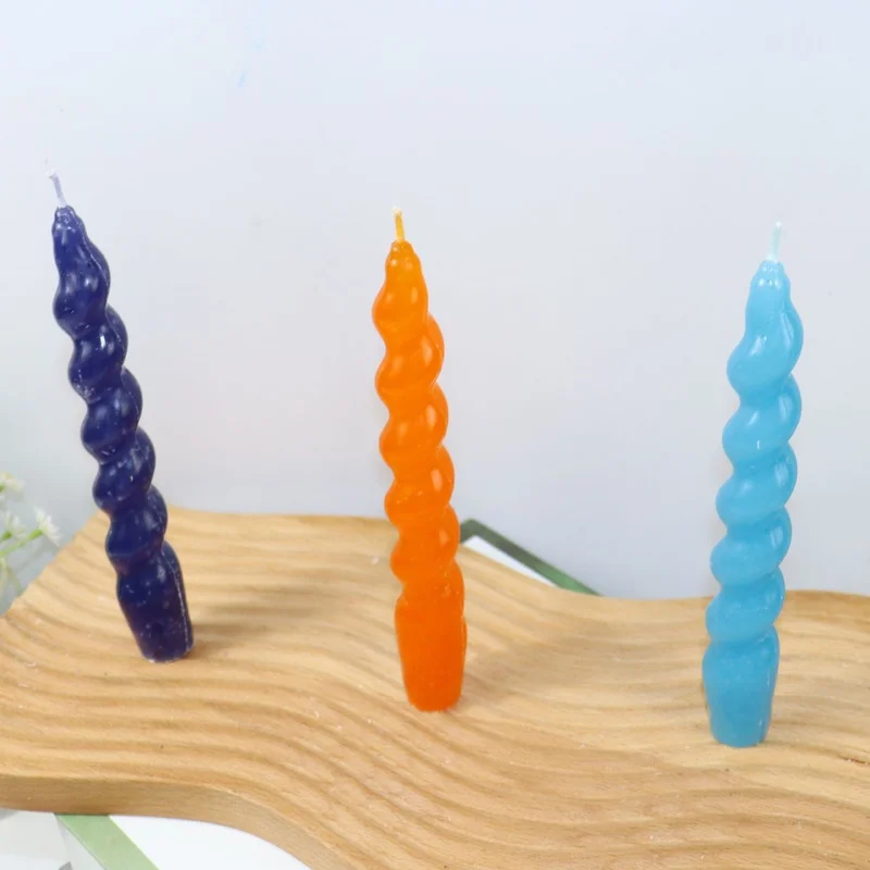 Description Picture 6 of itemDIY Spiral Rod Candle Mold Church Wedding Long Rod Candle Making Tool Easy to Demould Candle Mold Jar Acrylic Plastic Molds Kit