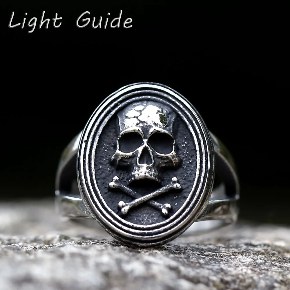 2022 NEW Men's 316L stainless steel rings Vintage High Polished Vampire Skull Biker Rocker Ring Boy Heavy Metal Gothic  jewelry