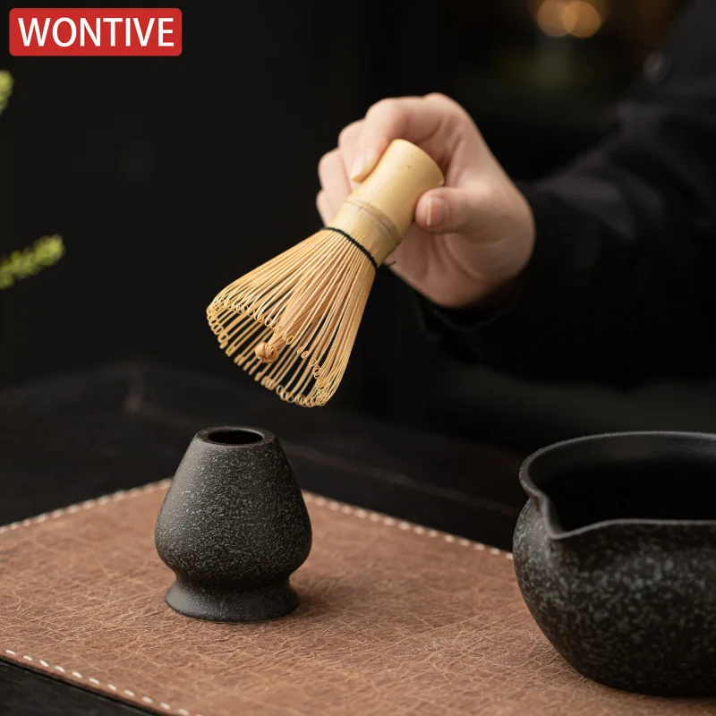Set per tè matcha in ceramica nera e gialla con frusta in bambù New