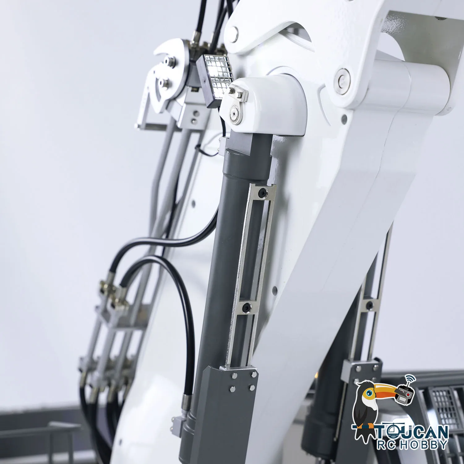 1/14 K970-301S wycięte 3 ramiona hydrauliczne koparka RC Tamden XE sterowanie radiowe koparka samochodów ciężarowych zabawki na zewnątrz dla chłopców TH23469 15 S20cb1bb8a1884fb18e8a338a6a5891f9u 1/14 K970-301S wycięte 3 ramiona hydrauliczne koparka RC Tamden XE sterowanie radiowe koparka samochodów ciężarowych zabawki na zewnątrz dla chłopców TH23469