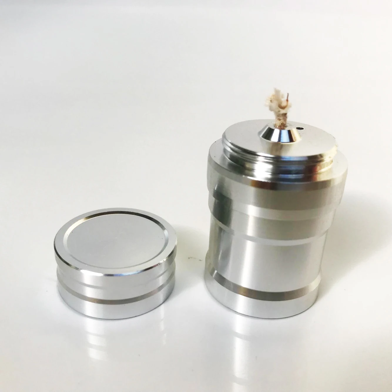 Compact Aluminum Alloy Mini Alcohol Lamp for Outdoor Survival and Camping Adventures
