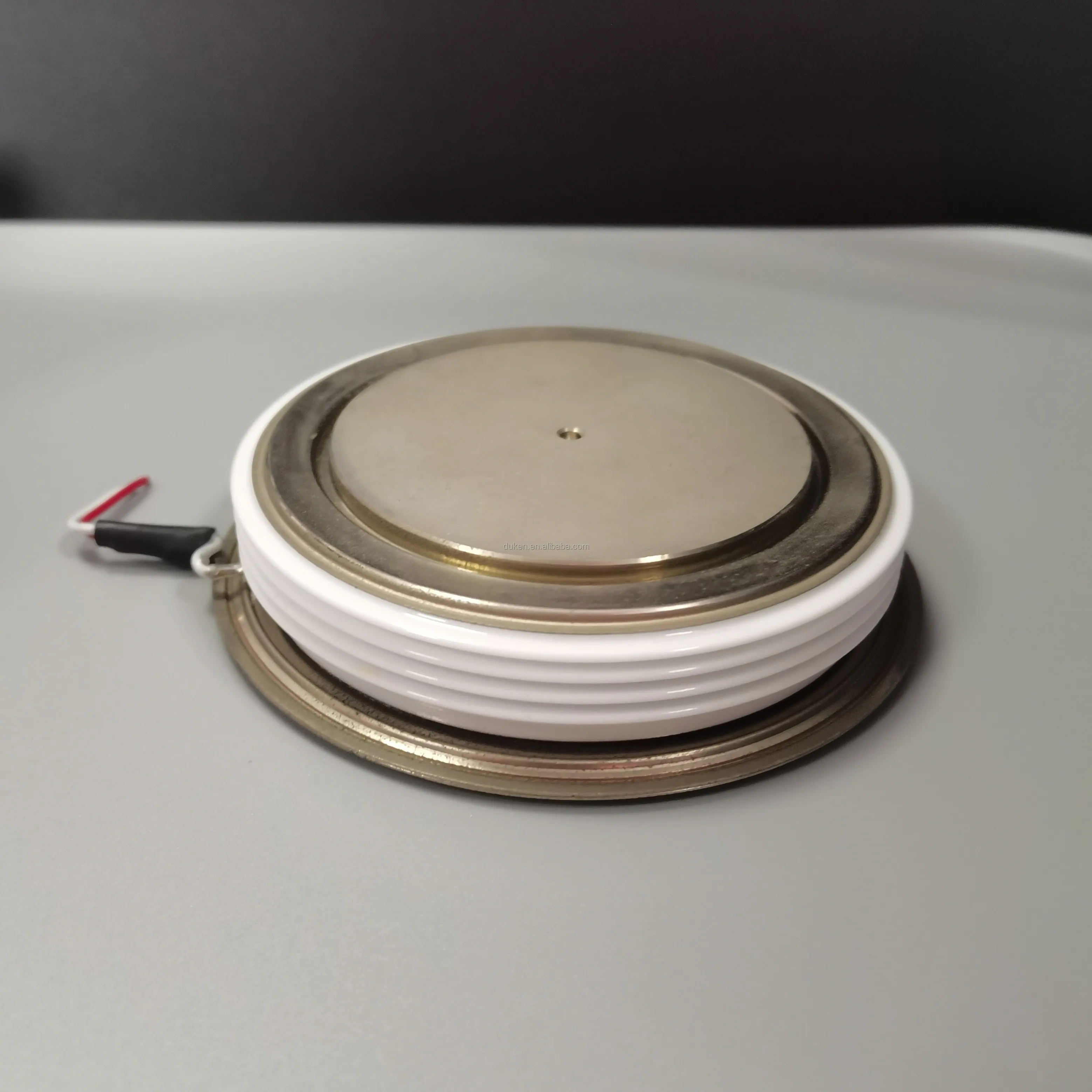 Рисунок 3 - Фонарь 5STP25L5200 для регулятора мощности