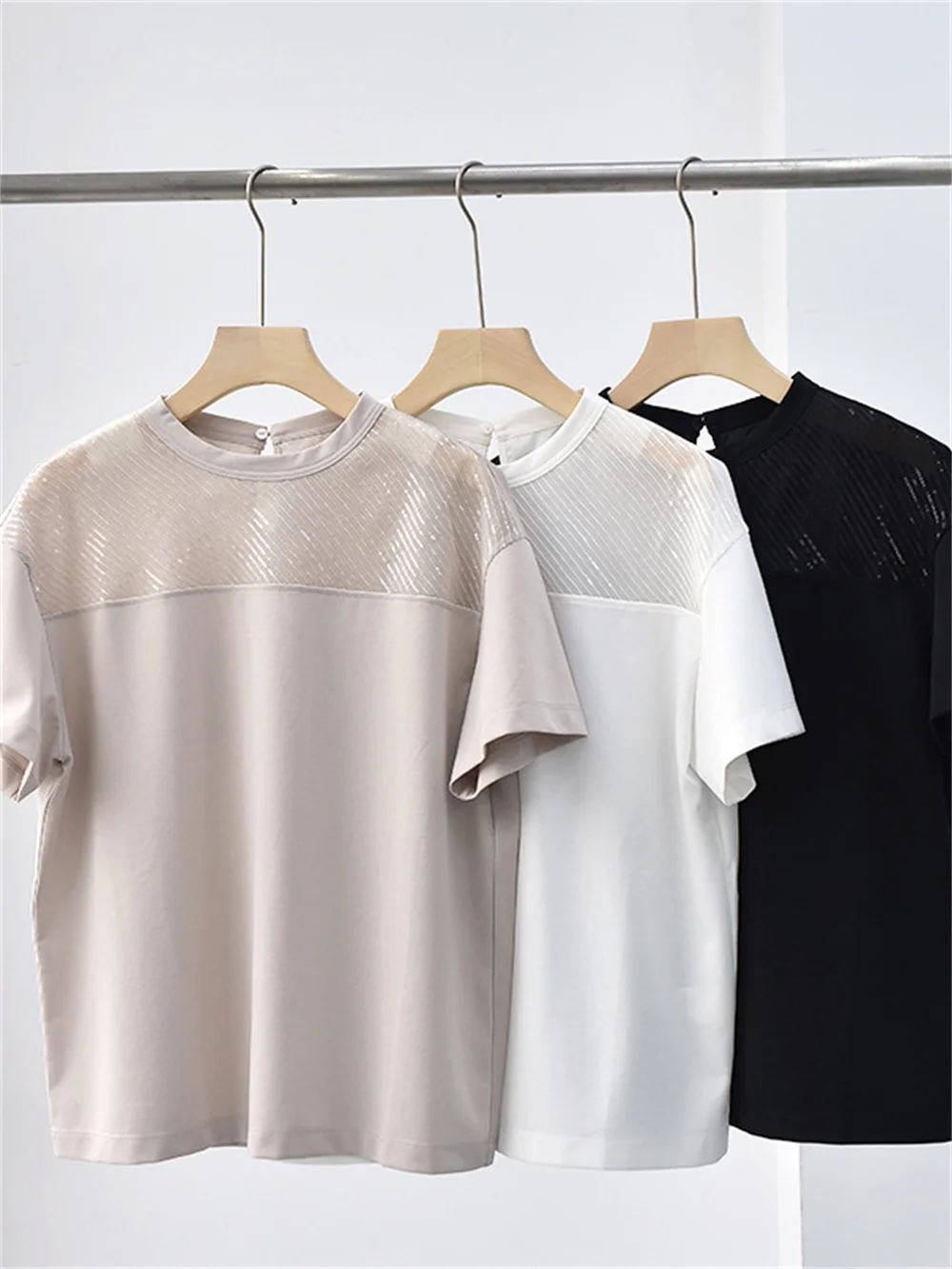 

Women Sequin Embroidery Stitching T-Shirt 2023 Summer New Ladies O-Neck Short Sleeve Solid Color Loose Casual Pullover Tops