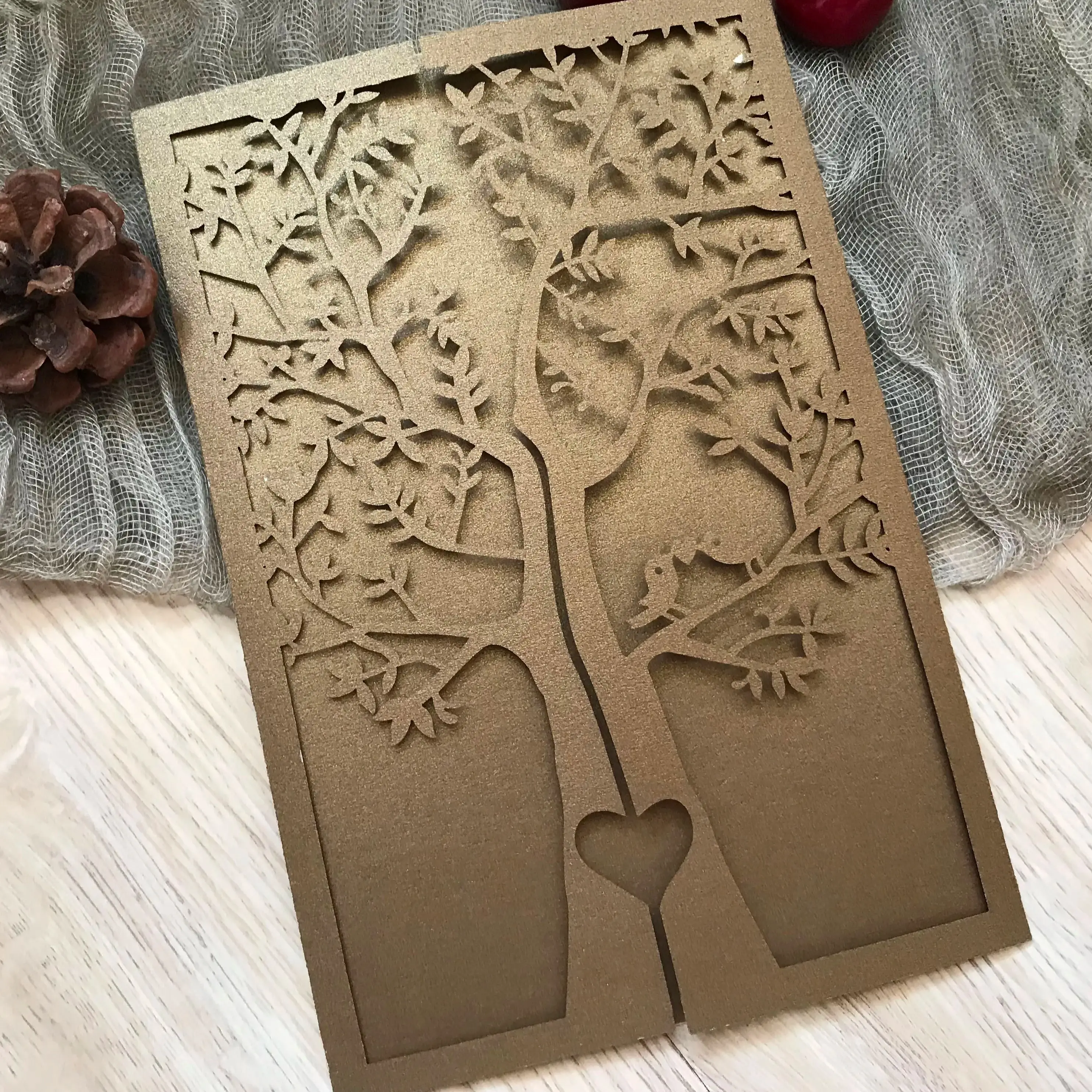 10pcs 진주 나무 레이저 컷 결혼식 초대장 카드, 사용자 정의 초대 커버, 파티 호의 장식을위한 생일 초대장 카드