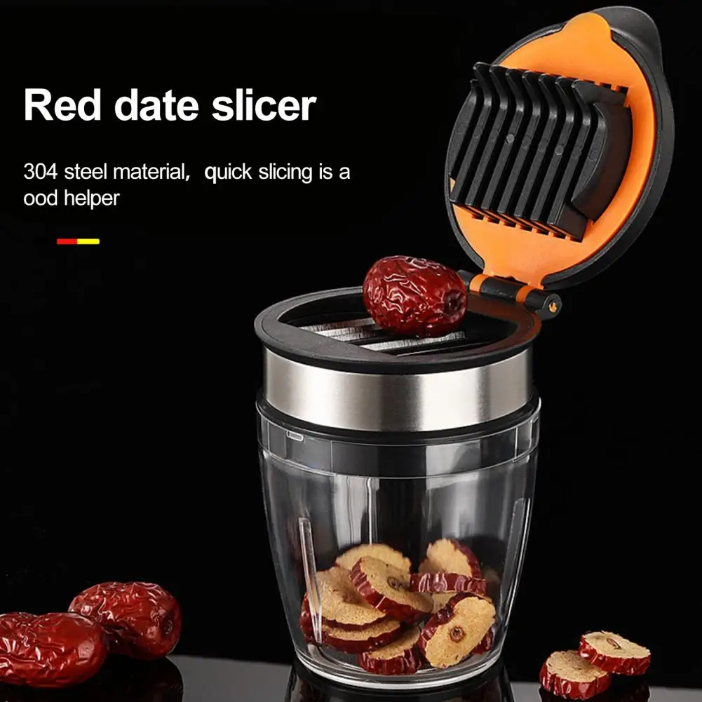 

304 Stainless Steel Strawberry Slicer With Anti-Slip Base 8 Blades Quickly Making Fruit Vegetable Salad Slicer
