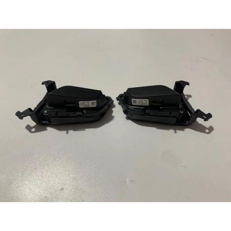 For Porsche Macan 15-17Cayenne 95B998537 The multi-function steering wheel and telephone control button, volume control knob