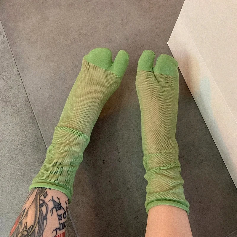 Quality Combed Cotton Split Toe Woman Socks Mesh Thin Solid Color Soft Two-Toed Sock Japanese Harajuku Comfortable Soft Tabi Sox