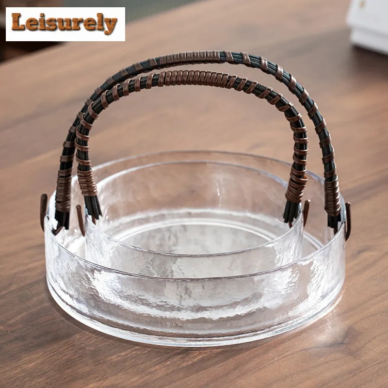 Nordic Vine Lift Hands Glass Fruit Dishes Traditional Pastry Plate Candy Bar Fruit Dishes Serving Tray Cha Accessories Ornaments