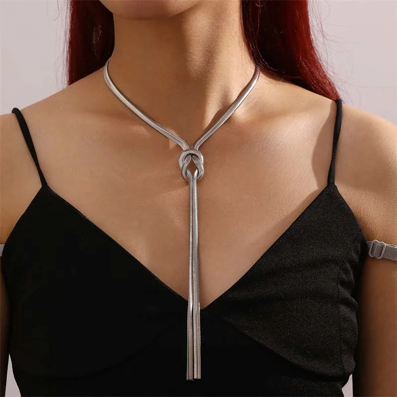 Collana Lunga A Y Con Ciondolo Triangolo E Nappa – Vintage, A Catena, Cavo, Per Donna, Regolabile 45cm