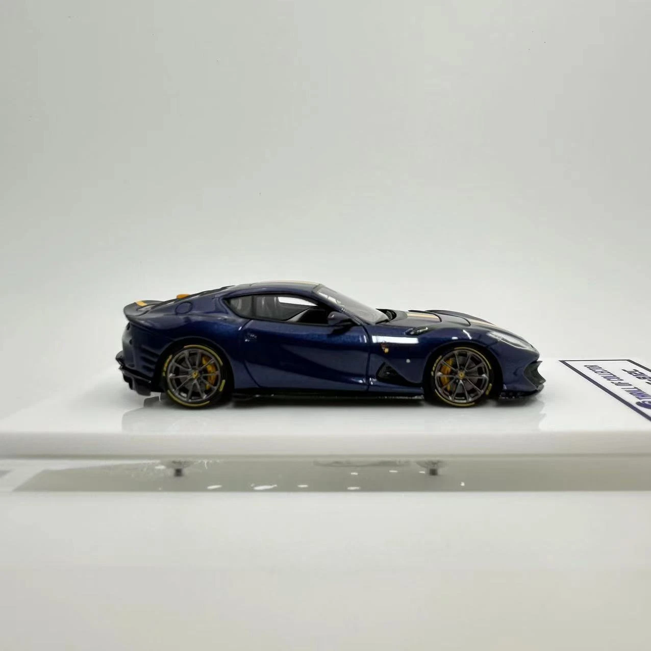 Fuelme モデル x TPC 1/64 フェラーリ 812C BB blue