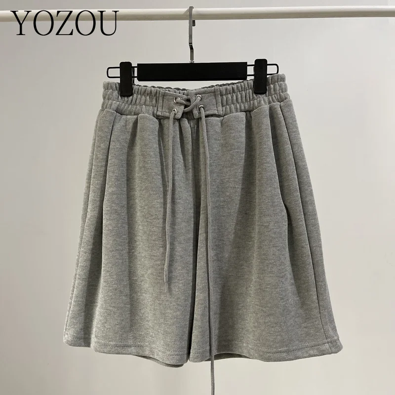 

[YOZOU] Cotton Casual Solid Black Loose Baggy Sweat Shorts Sportswear Woman Gym Wide Leg Short Pants Gray Pink White Outwear