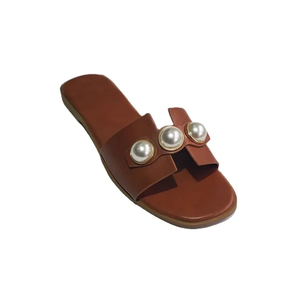 Slippers Women 2025 New Flat Slippers Party Shoes Fashion Pearl Sandals Slippers Roman Women Flip-Flops Casual Beach Shoes Trend