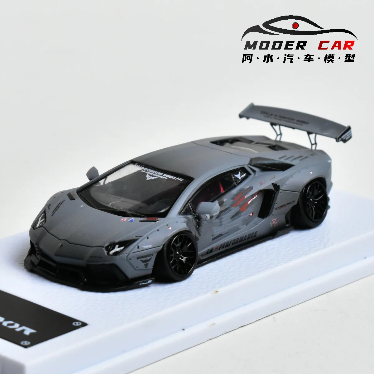 S20db2d9e8f8c40a7b70962c518dc0c95a MJ 1:64 LP700-4 Resin Diecast Model Car